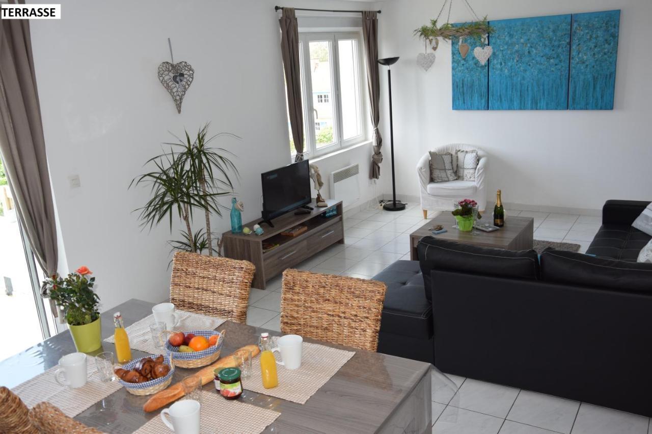 Les Toiles De Apartment